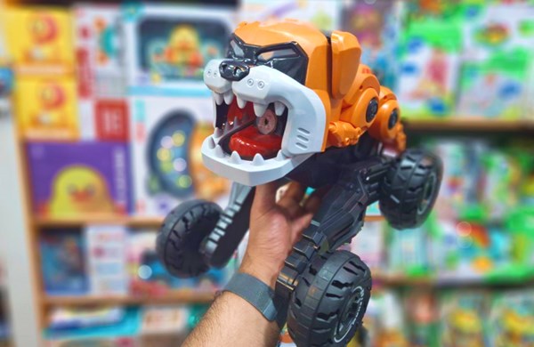 ماشین کنترلی شارژی دودزا طرح سگ بولداگ Bulldog Stunt Spray RC Car_اسباب بازی ماشین کنترلی