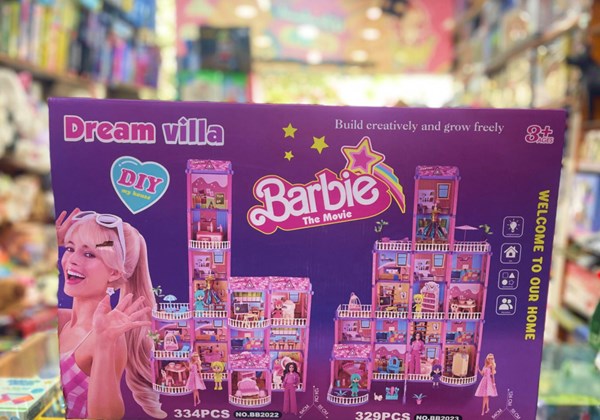 ست خانه عروسکی باربی 6 طبقه  همراه با وسایل و عروسک مدل BB2023_اسباب بازی لوازم خانگی