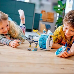 اسباب بازی لگو سیتی ایستگاه فضایی قمری 500 قطعه مدل Lunar Space Station - 60349 Building Kit_اسباب بازی لگو