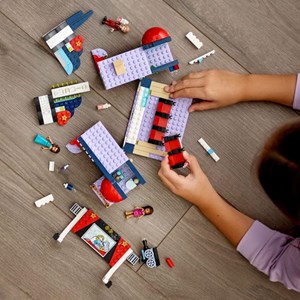 اسباب بازی لگو فرندز سینمای شهر 451 قطعه مدل Heartlake City Movie Theater - 41448 Building Kit_اسباب بازی لگو