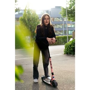 اسکوتر راکت دلوکس جمع شو مایکرو صورتی مدل Micro - Rocket Deluxe - Foldable Neon Rose_اسکوتر