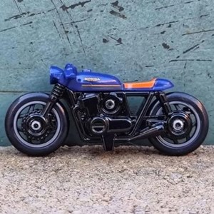 اسباب بازی موتور فلزی هات ویلز مقیاس 1:64 مدل 250_141 Hot Wheels_اسباب بازی ماشین