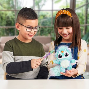 مجیک میکسیز دیگ جادویی با عروسک رباتیک سورپرایزی آبی Magic Mixies_عروسک رباتیک