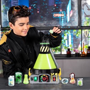 آزمایشگاه کشف هیولاها سری کوسه مدل Moose - Beast Lab - Shark Beast Creator_عروسک دخترانه