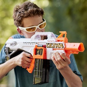 اسباب بازی تفنگ نرف Nerf مدل Hasbro - Nerf - Ultra Select Fully Motorized Blaster, Fire 2 Ways, Includes Clips and Darts_اسباب بازی تفنگ