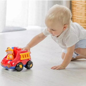 اسباب بازی ماشین آتش نشانی با آتش نشان تولو مدل87477 Tolo First Friends Fire Engine_اسباب بازی نوزادی