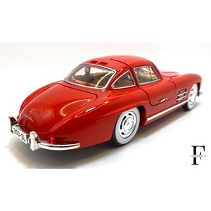 اسباب بازی ماشین فلزی دودزا و عقب کش مقیاس 1:24 مدل Mercedes benz 300SL_اسباب بازی ماشین