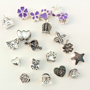 جعبه ساخت دستبند و گردنبند همراه با بگ هدیه یونیکورن _کیف و اکسسوری