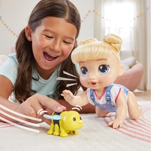 عروسک 27 سانتی بیبی الایو مدل Crawl 'n Play_اسباب بازی عروسک دخترانه