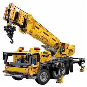 لگو تکنیک ماشین جرثقیل کنترلی 2590 قطعه با 8 موتور مدل Mould King 13101_اسباب بازی لگو