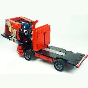 لگو تکنیک کامیون حمل‌ و نقل کنترلی 577 قطعه مدل MOULD KING 15003 RC Transport Truck Remote Contro_اسباب بازی لگو