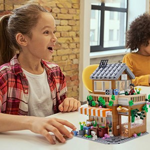 لگو کریتور ویلا چراغدار 707 قطعه مدل SWEET HUT LX.A 3804_اسباب بازی لگو