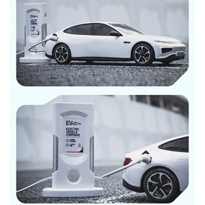 ماشین کنترلی E7 موزیکال و چراغدار با ایستگاه شارژ کد 003-725 رنگ سفید_اسباب بازی ماشین کنترلی