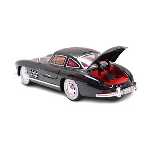 ماشین فلزی کلاسیک بنز دودزا با چراغ‌ و درب‌ های بازشو رنگ مشکی_اسباب بازی ماشین