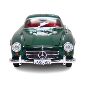 ماشین فلزی کلاسیک بنز دودزا با چراغ‌ و درب‌ های بازشو رنگ سبز_اسباب بازی ماشین