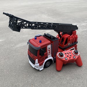 ماشین کنترلی شارژی آتش نشانی آب پاش مدل HJ8002_اسباب بازی ماشین کنترلی